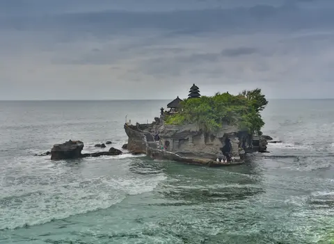 From Temples to Clifftops: The Ultimate Guide to Bali’s Most Magical Sunsets