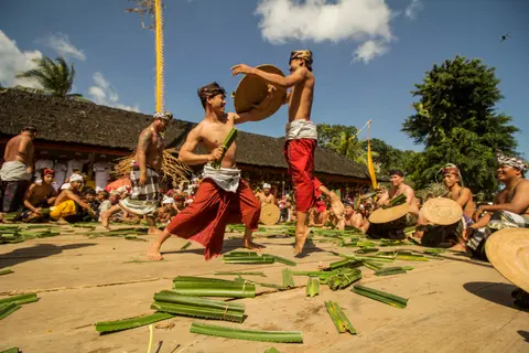 5 Secrets Behind the Mekare-kare Tradition: Why There’s No Revenge After the War?