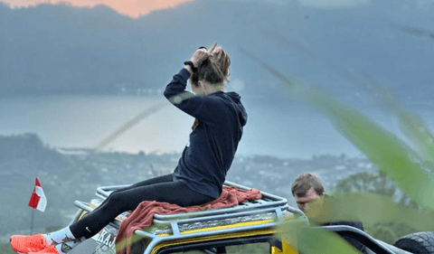 Jeep Tour Sunrise at Mount Batur with Natural Hot Spring