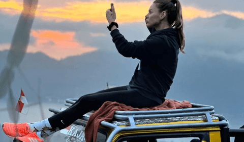 Jeep Tour Sunrise at Mount Batur with Natural Hot Spring