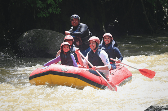 white water rafting ubud bali