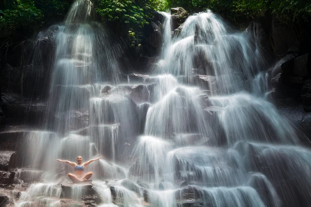 Kanto Lampo Waterfall