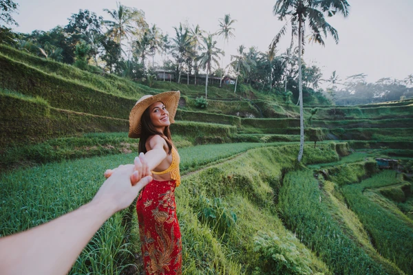 Full Day Ubud Tour: Barong Dance, Tegenungan Waterfall, Rice Terraces, Monkey Forest & Royal Palace